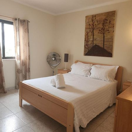拉哥斯 Sunny House旅舍 外观 照片