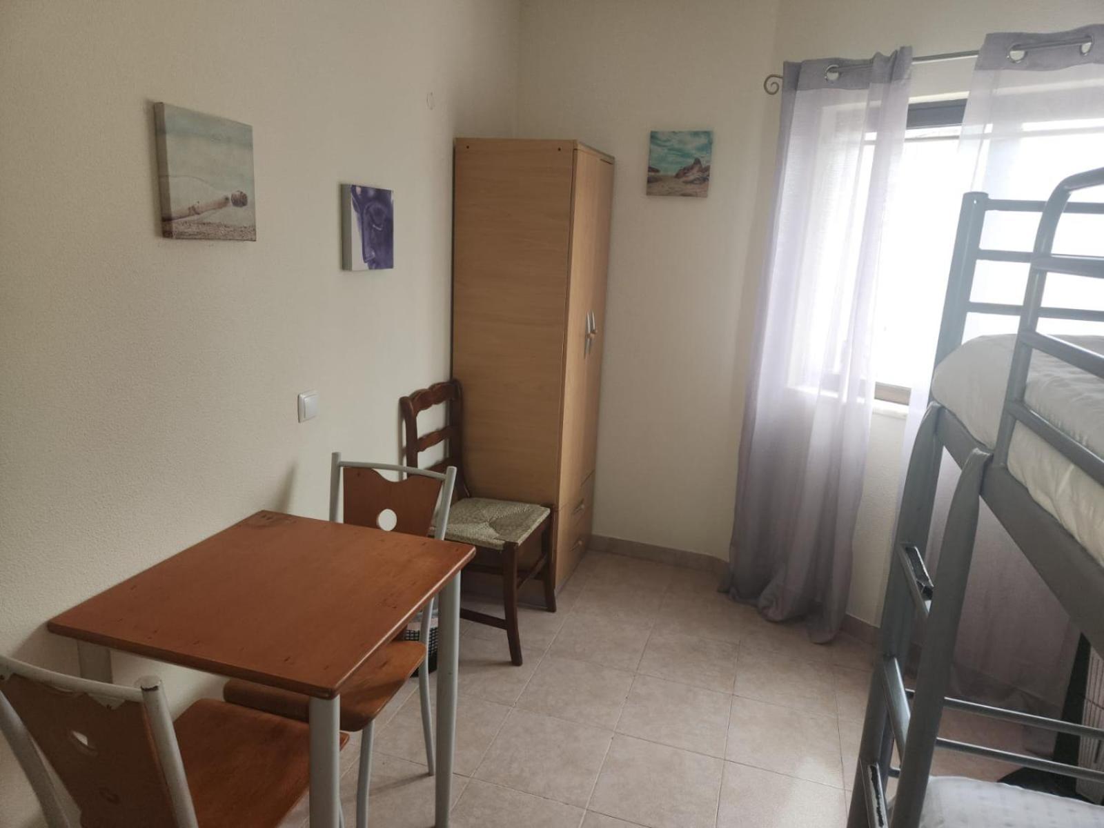拉哥斯 Sunny House旅舍 外观 照片